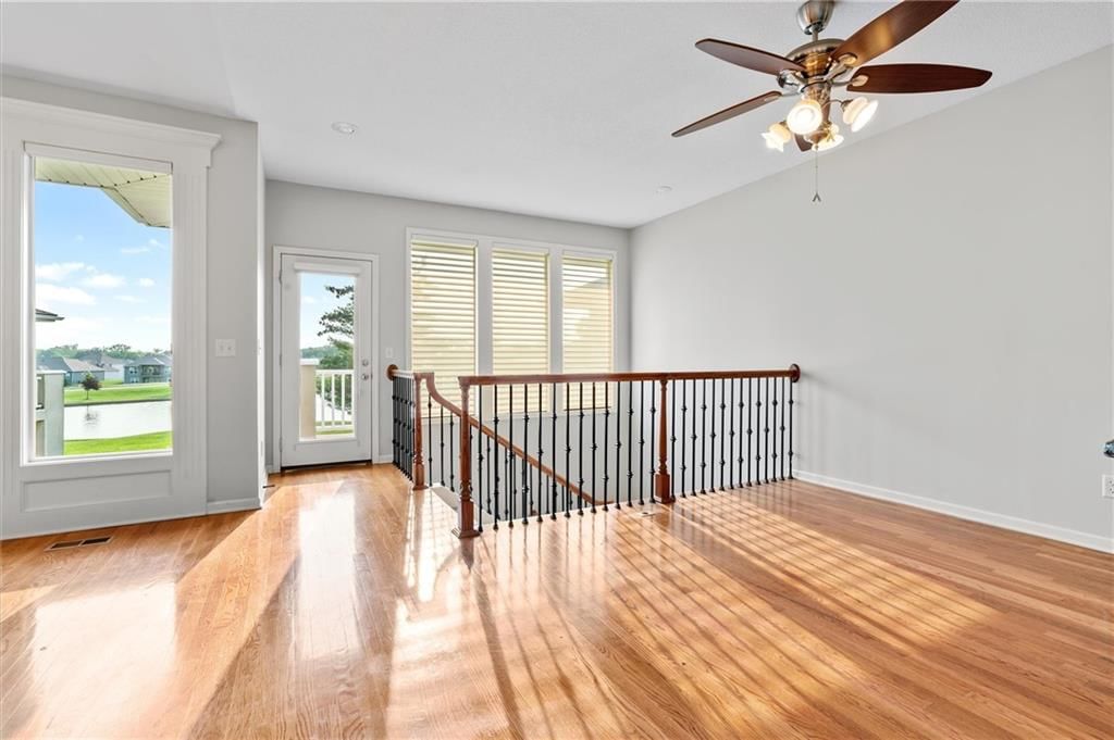 2028 Greenfield N/A — photo 16