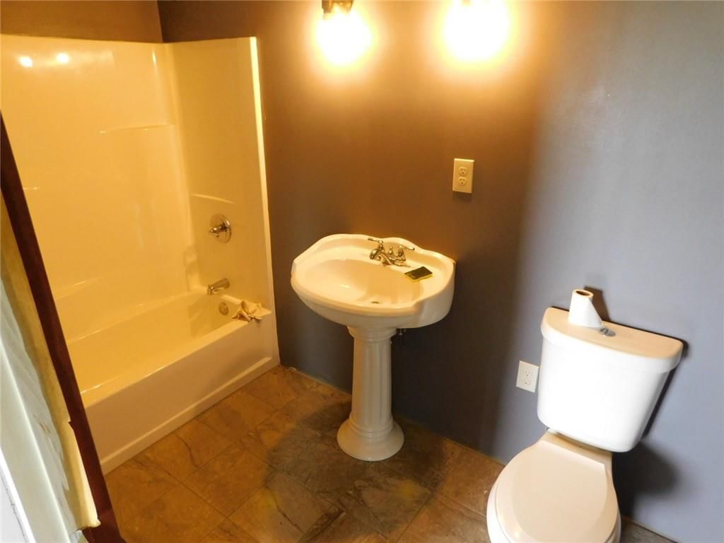 604 S Center Street — photo 8