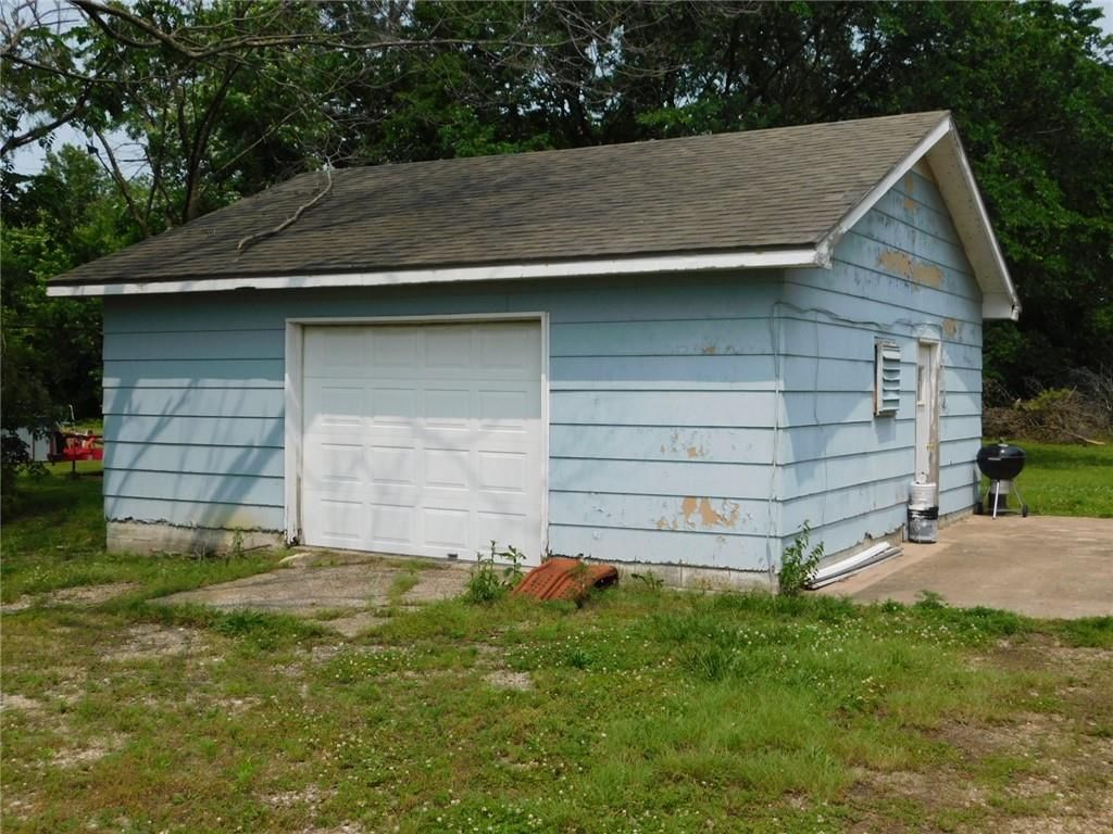 604 S Center Street — photo 10