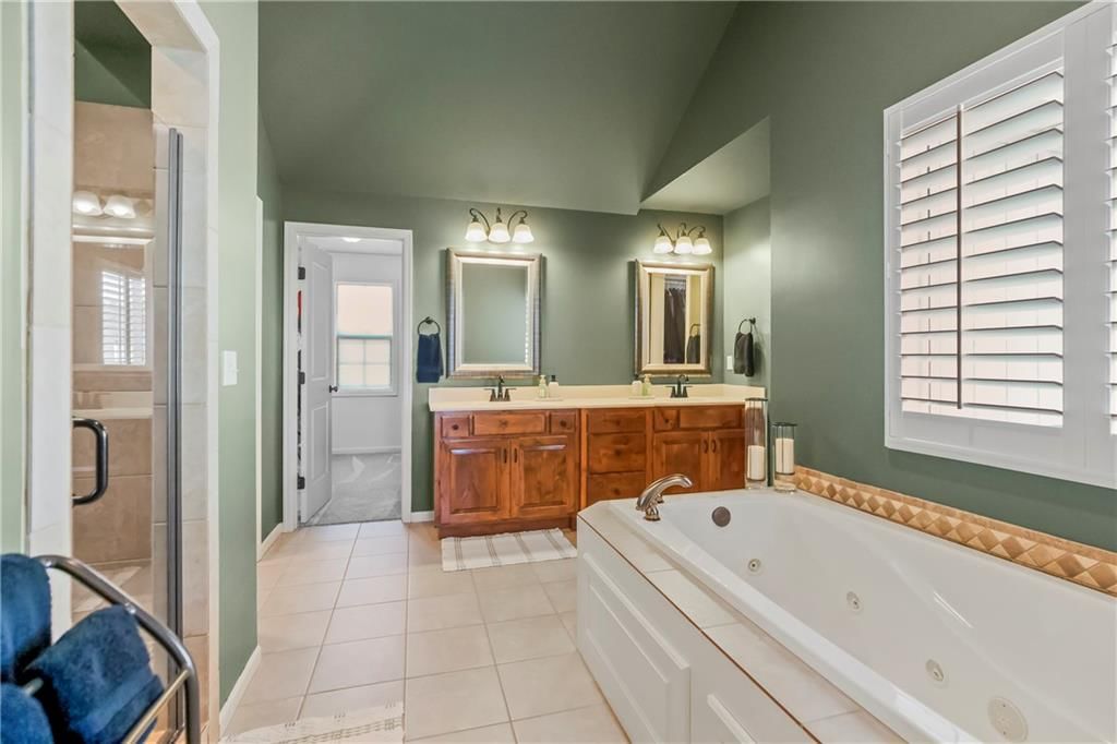 21222 W 46th Terrace — photo 25