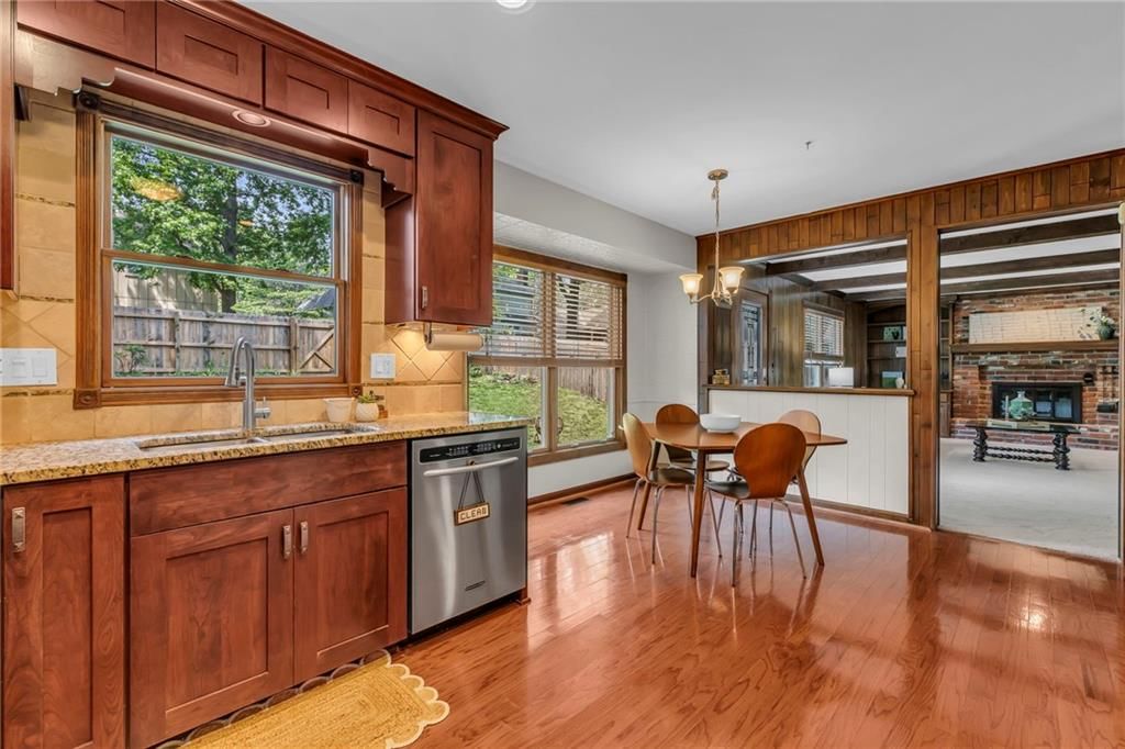 10124 HALSEY Street — photo 18