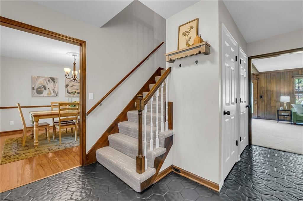 10124 HALSEY Street — photo 3