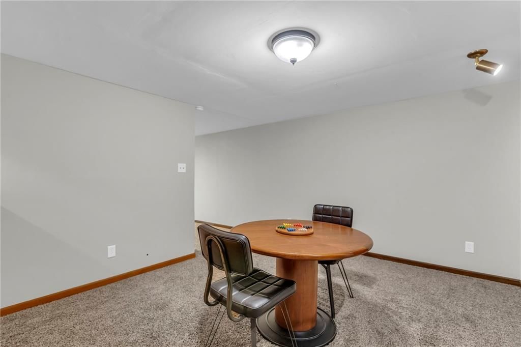 10124 HALSEY Street — photo 39