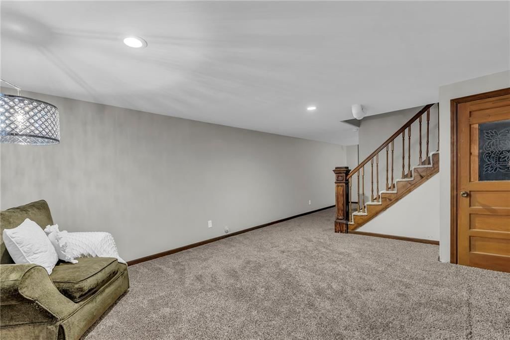 10124 HALSEY Street — photo 41