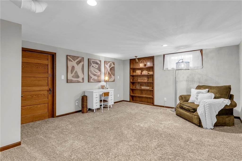 10124 HALSEY Street — photo 42