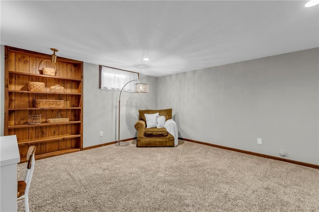 10124 HALSEY Street — photo 43