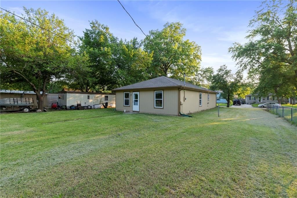 739 S Cypress Street — photo 24