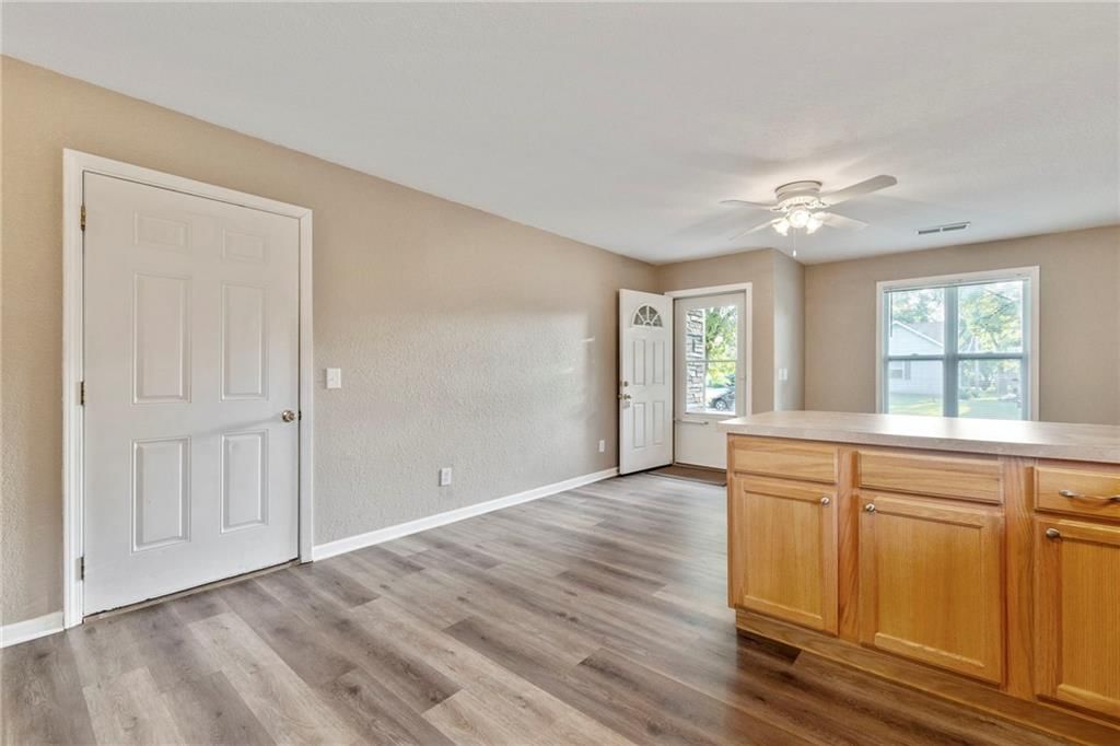 739 S Cypress Street — photo 8