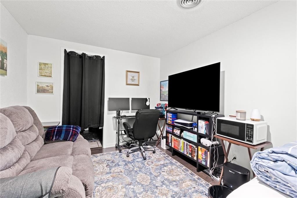 5712 NW Raintree Drive — photo 25