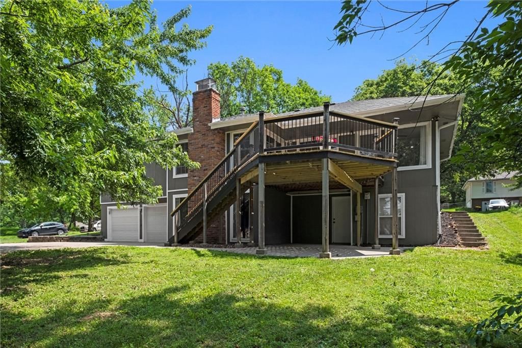 5712 NW Raintree Drive — photo 30