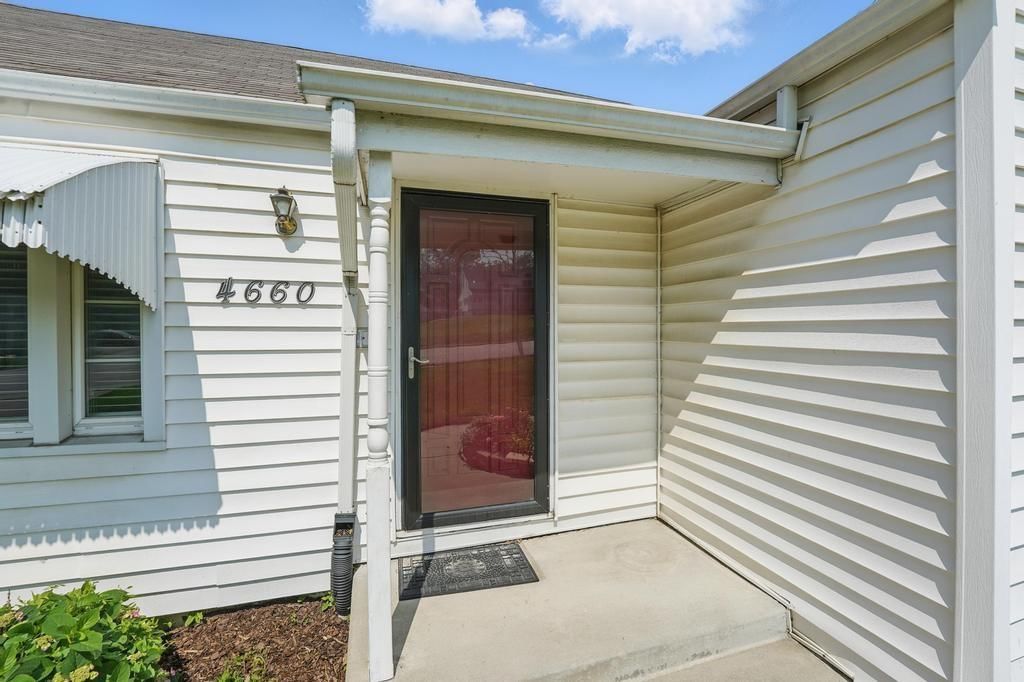 4660 NE Antioch Road — photo 5