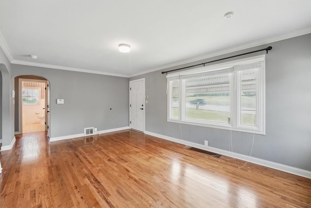 4660 NE Antioch Road — photo 8