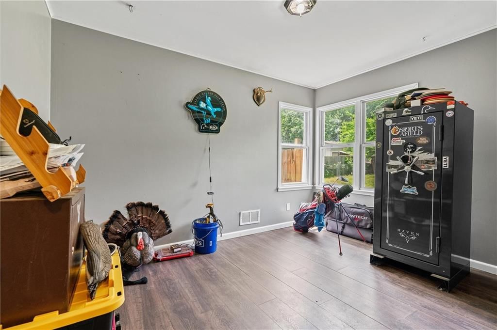 124 S Doniphan Street — photo 16