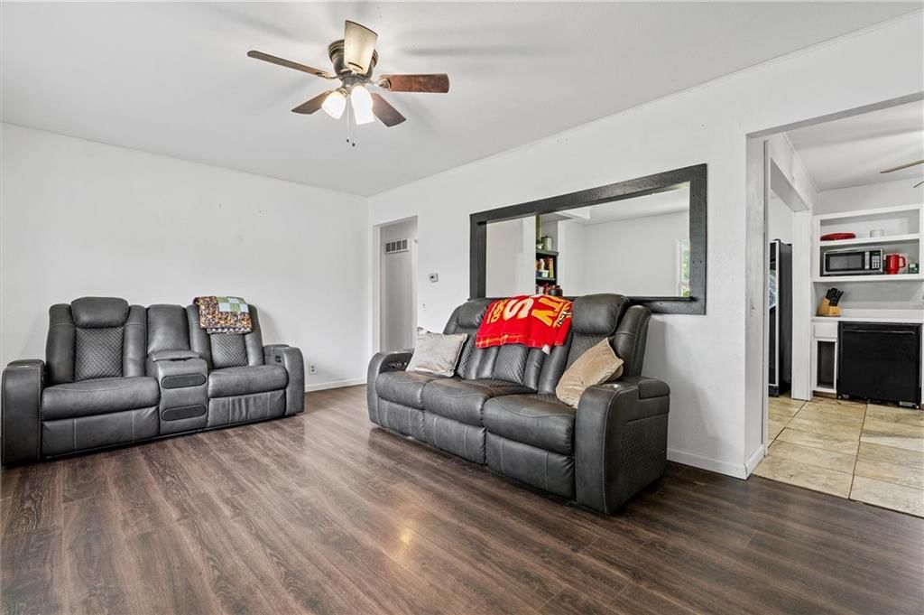 124 S Doniphan Street — photo 6