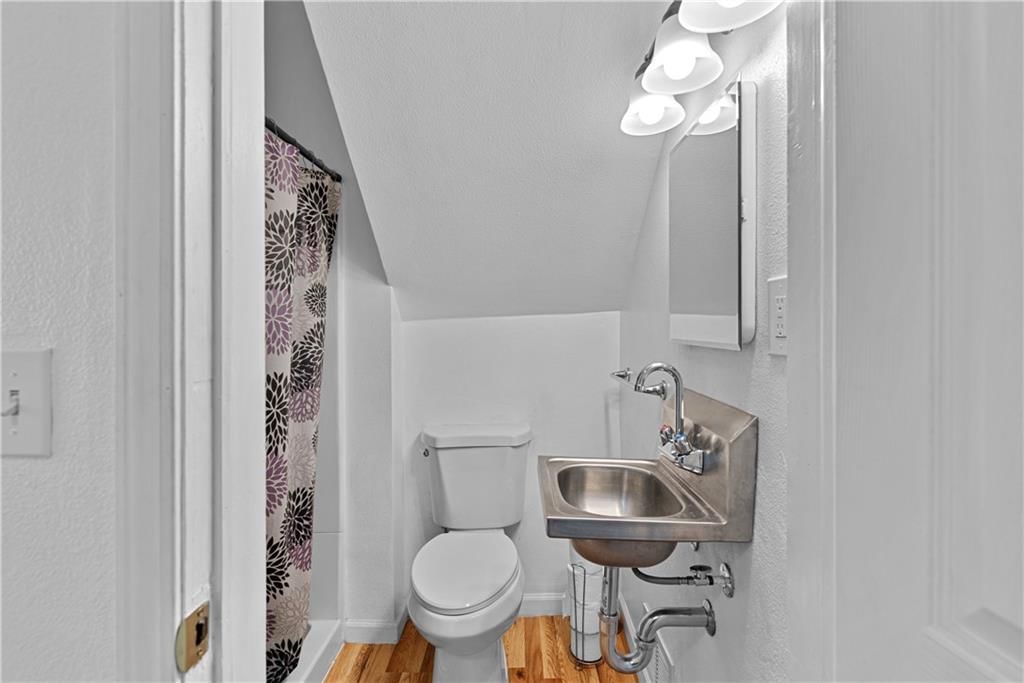 812 Tenny Avenue — photo 16