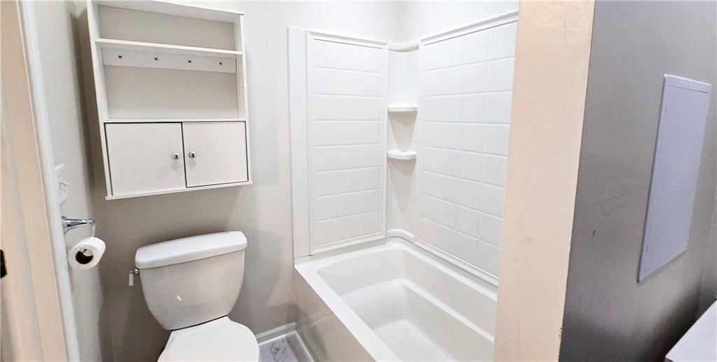 524 S Hill Street — photo 32