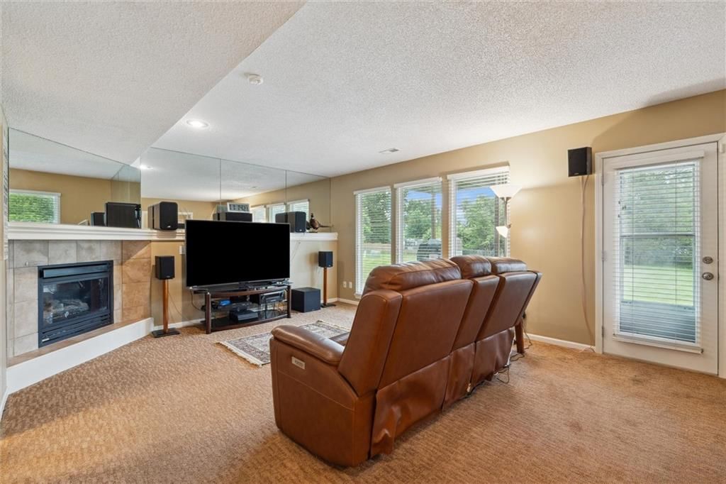 5773 Meadow Heights Drive — photo 21