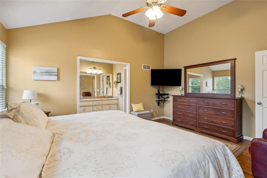5773 Meadow Heights Drive — photo 29
