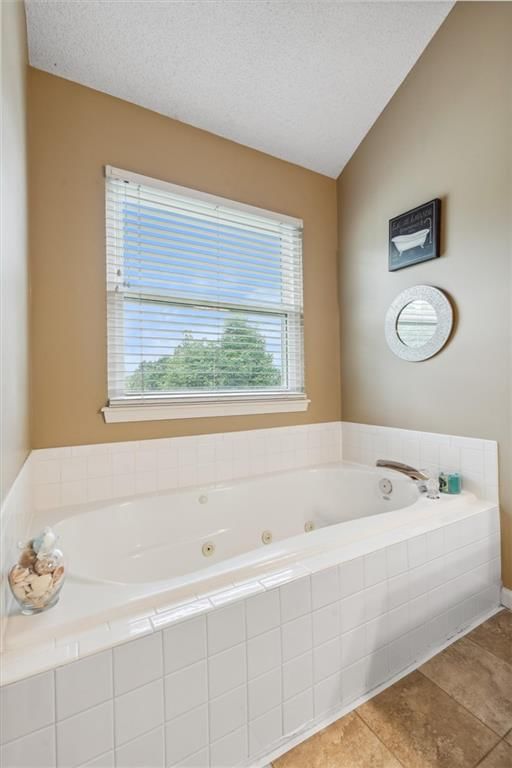 5773 Meadow Heights Drive — photo 31