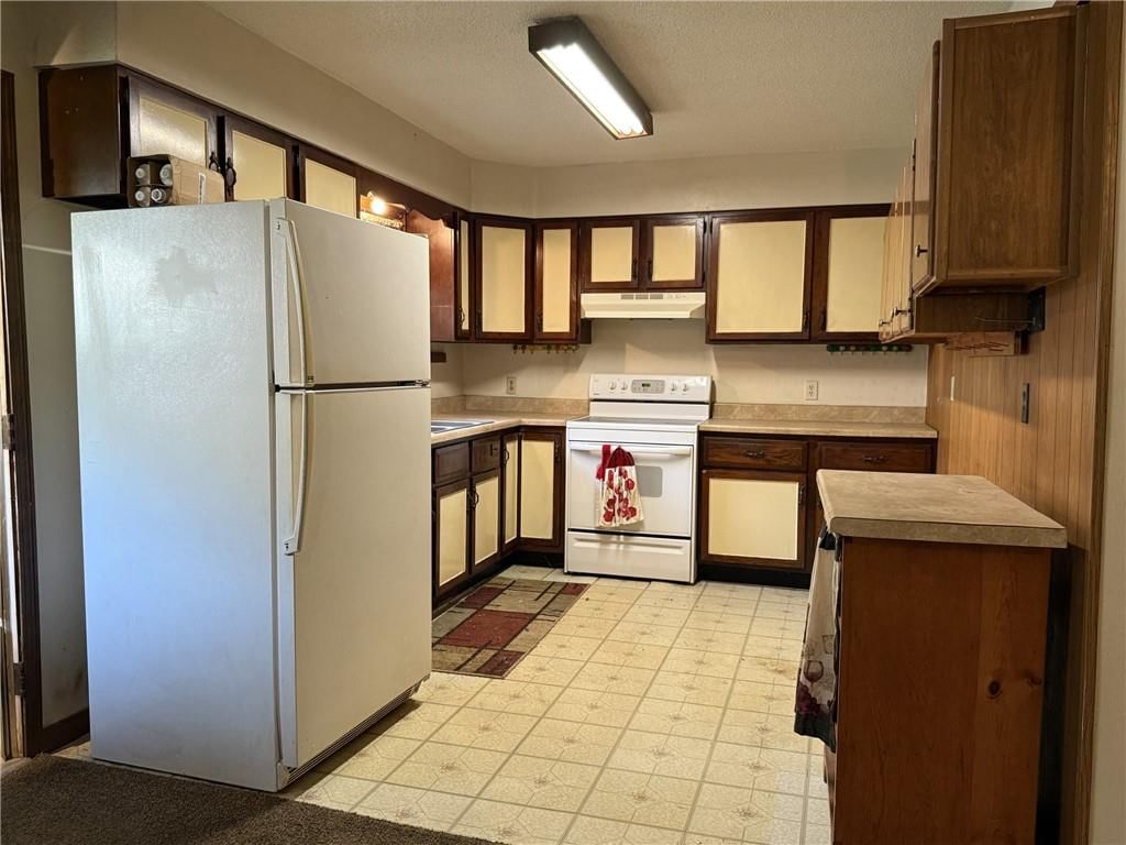 2501 Harris Avenue — photo 6