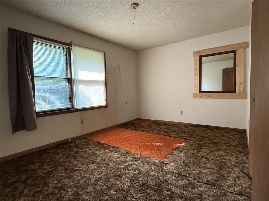 2501 Harris Avenue — photo 7