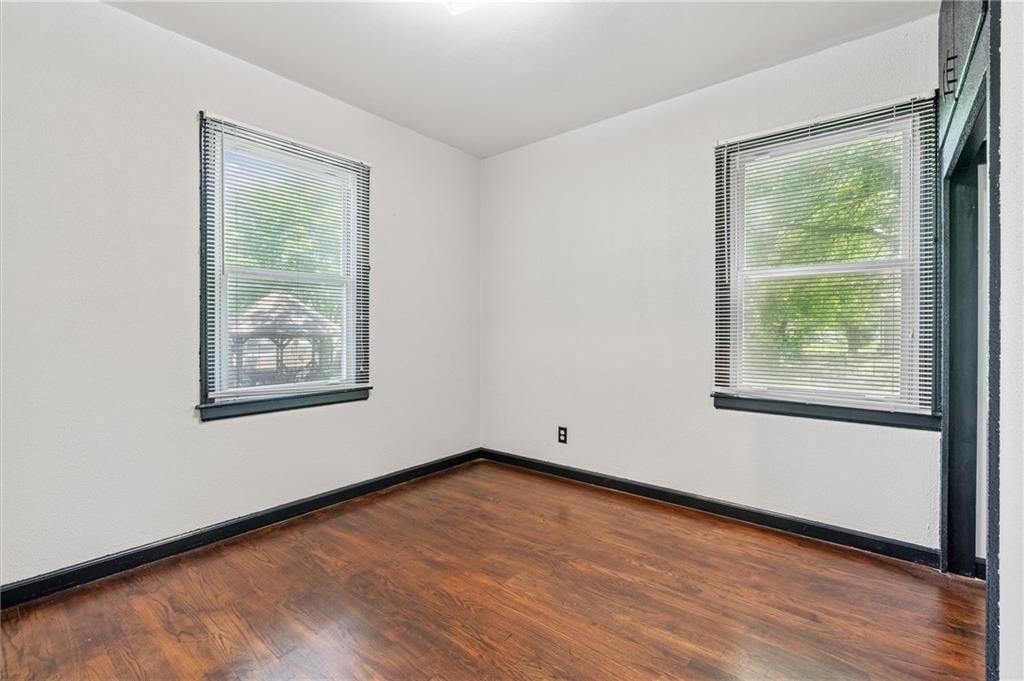 1005 67th Street — photo 15