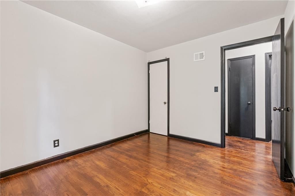 1005 67th Street — photo 10
