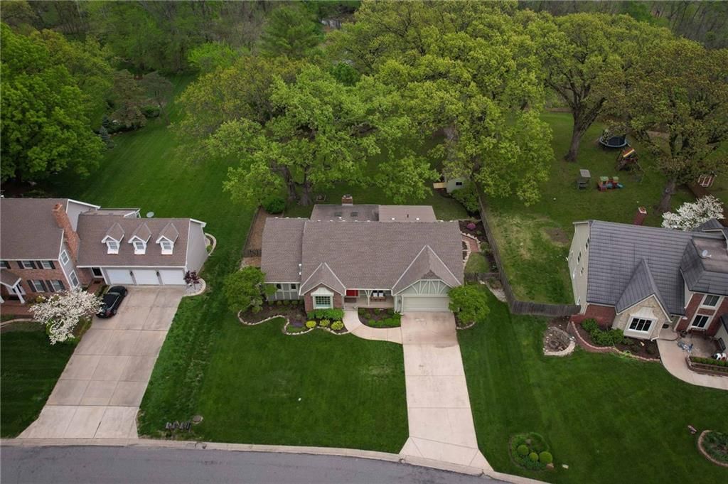 10775 Larsen Street — photo 48