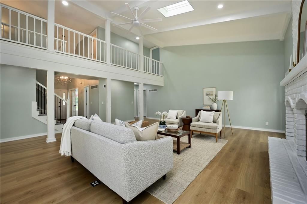 10775 Larsen Street — photo 10