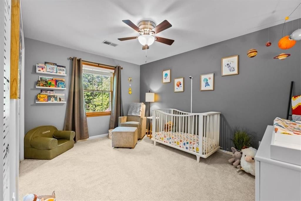 8405 Hall Street — photo 31