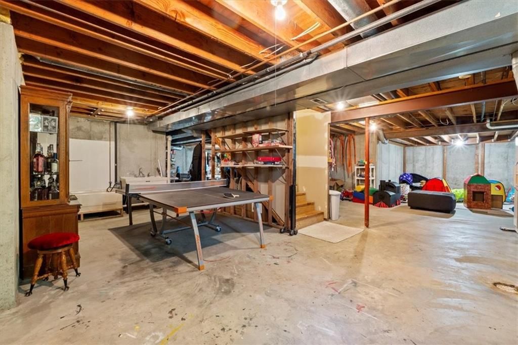 8405 Hall Street — photo 35