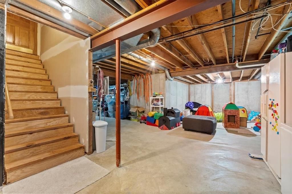 8405 Hall Street — photo 36