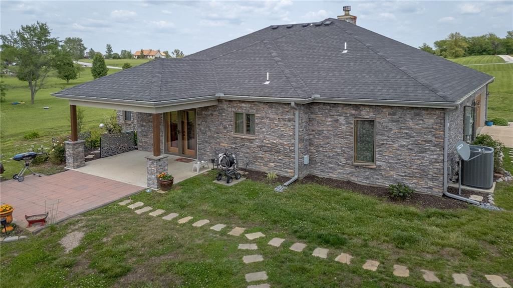 5260 SE Fox Run Road — photo 35