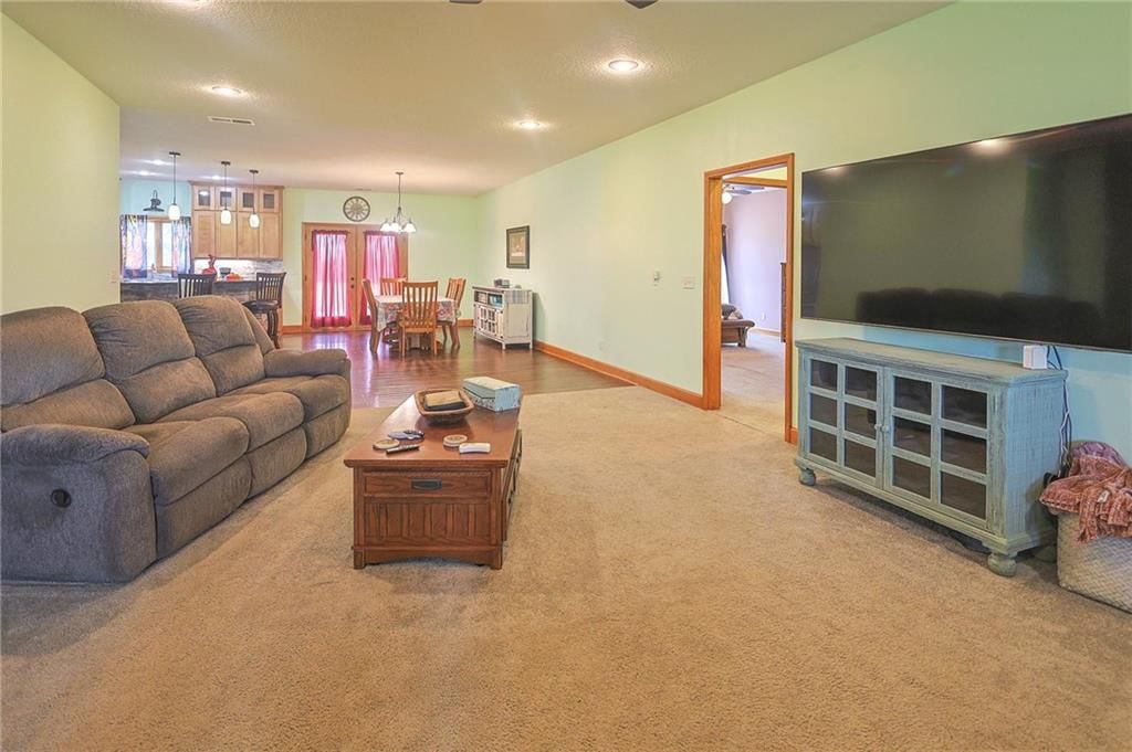 5260 SE Fox Run Road — photo 8