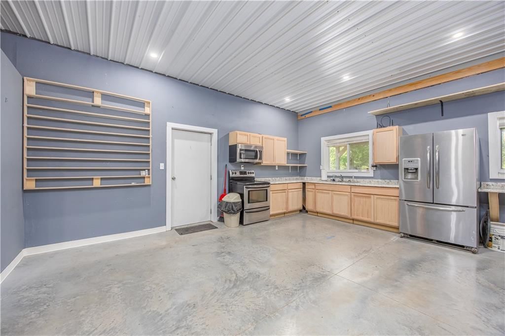 3931 Main Street — photo 43