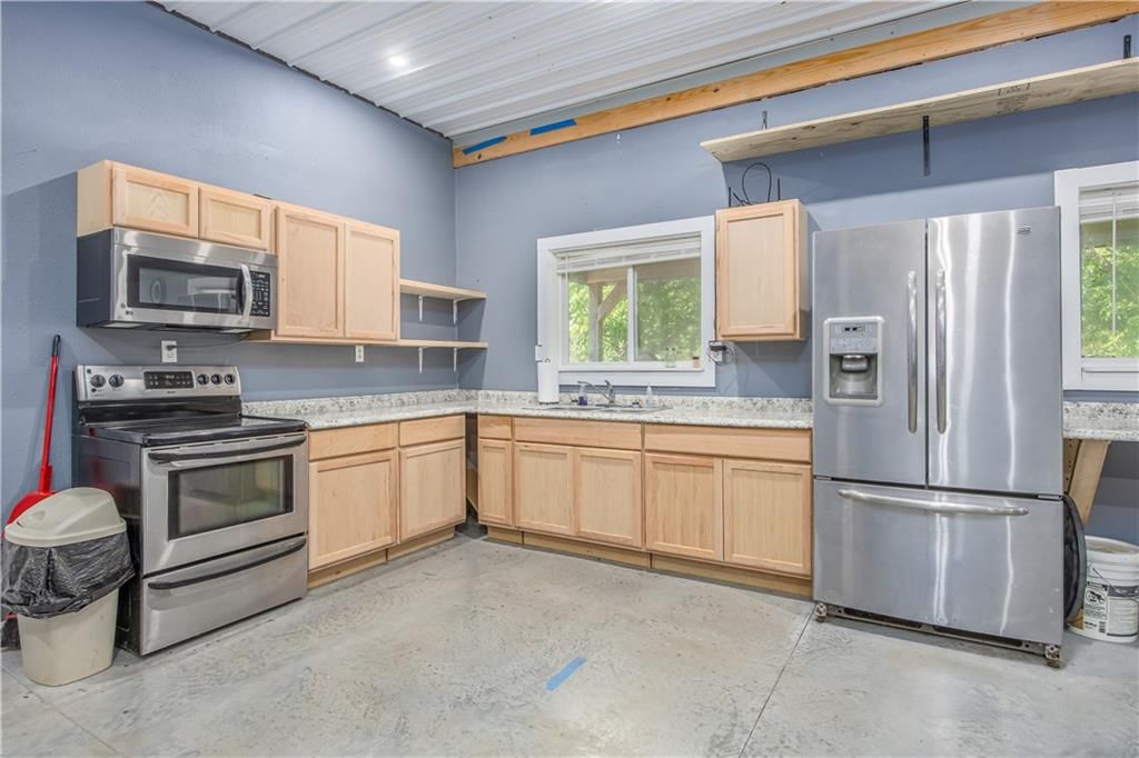 3931 Main Street — photo 44