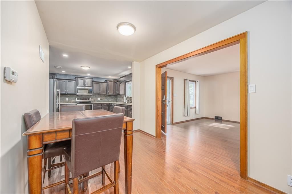 3931 Main Street — photo 10