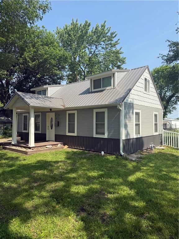404 Lincoln Street — photo 27