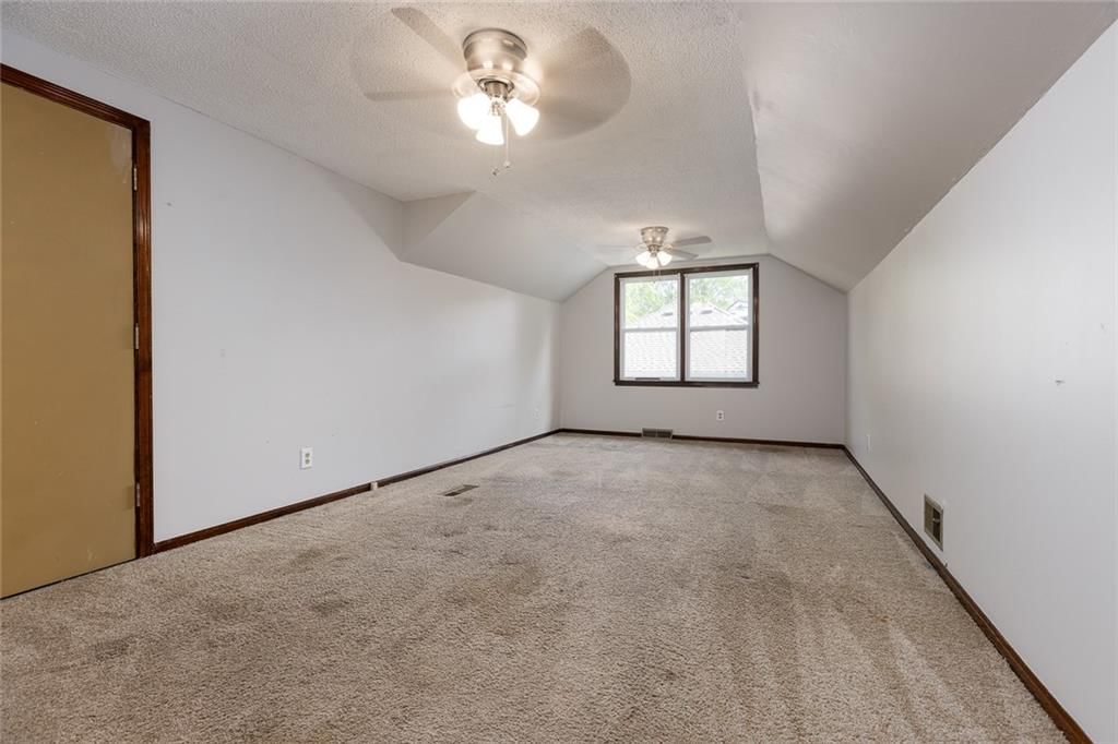 7207 N Woodland Avenue — photo 26