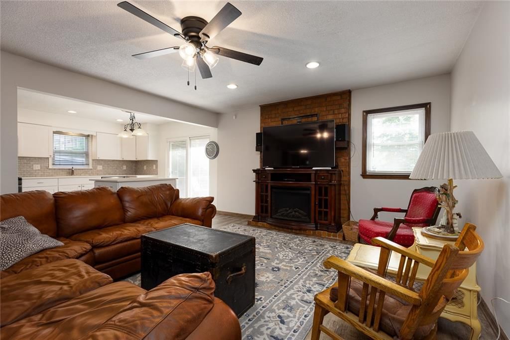 7207 N Woodland Avenue — photo 10
