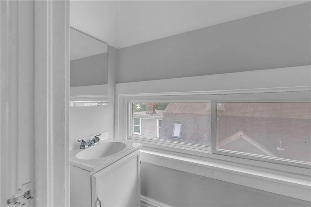4151 McGee Street — photo 32