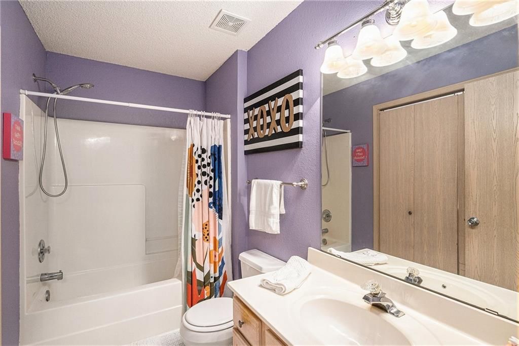 1404 SE LEXINGTON Avenue — photo 17