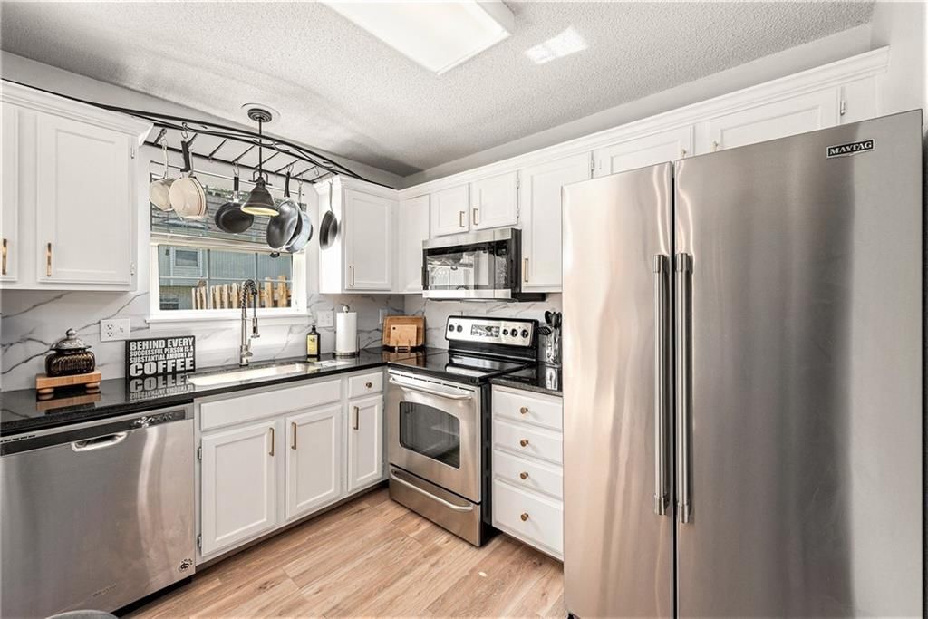 1404 SE LEXINGTON Avenue — photo 9