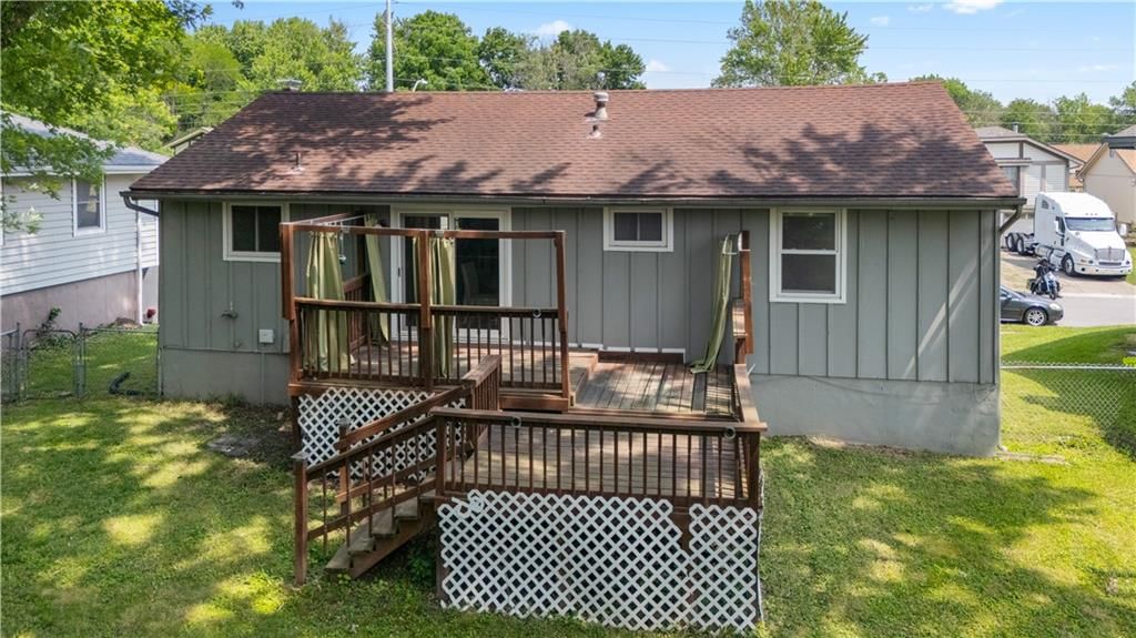6803 E 140th Terrace — photo 30