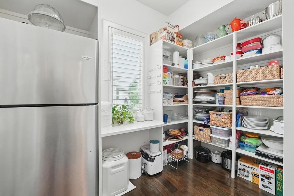 16005 Melrose Street — photo 18