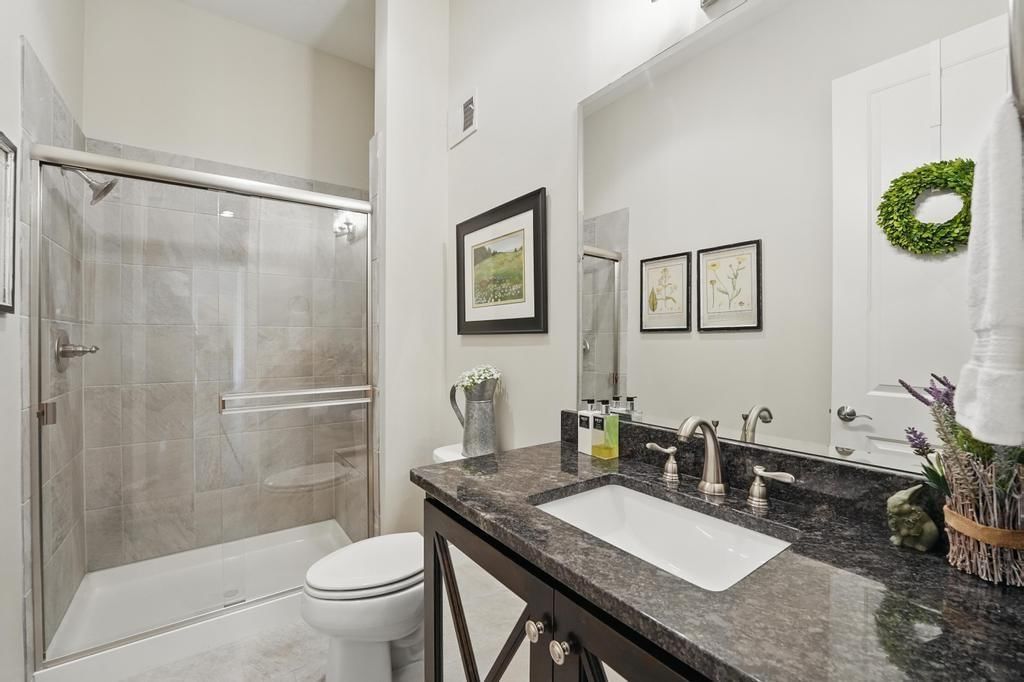16005 Melrose Street — photo 33