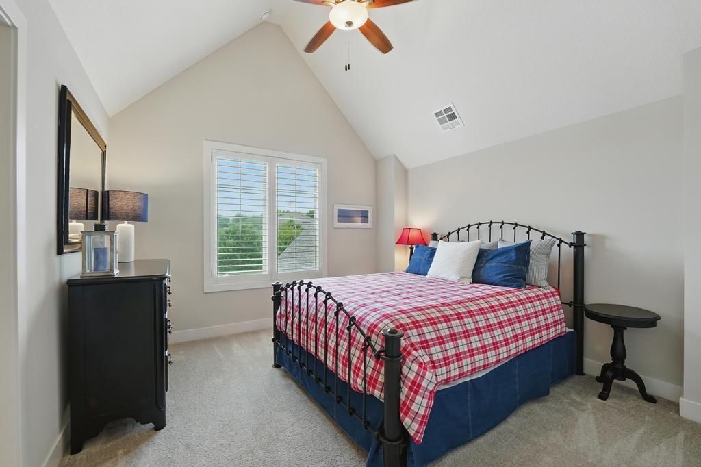 16005 Melrose Street — photo 44