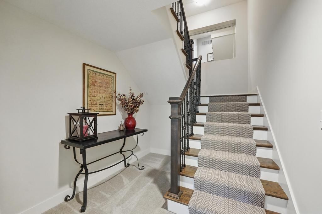 16005 Melrose Street — photo 48