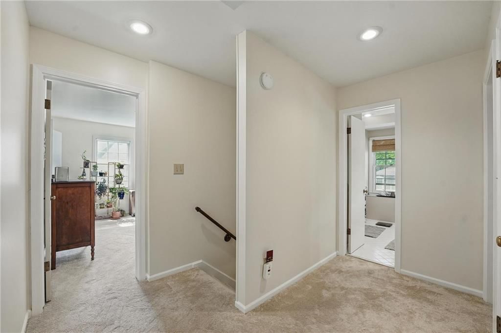 7908 Rosehill Road — photo 23