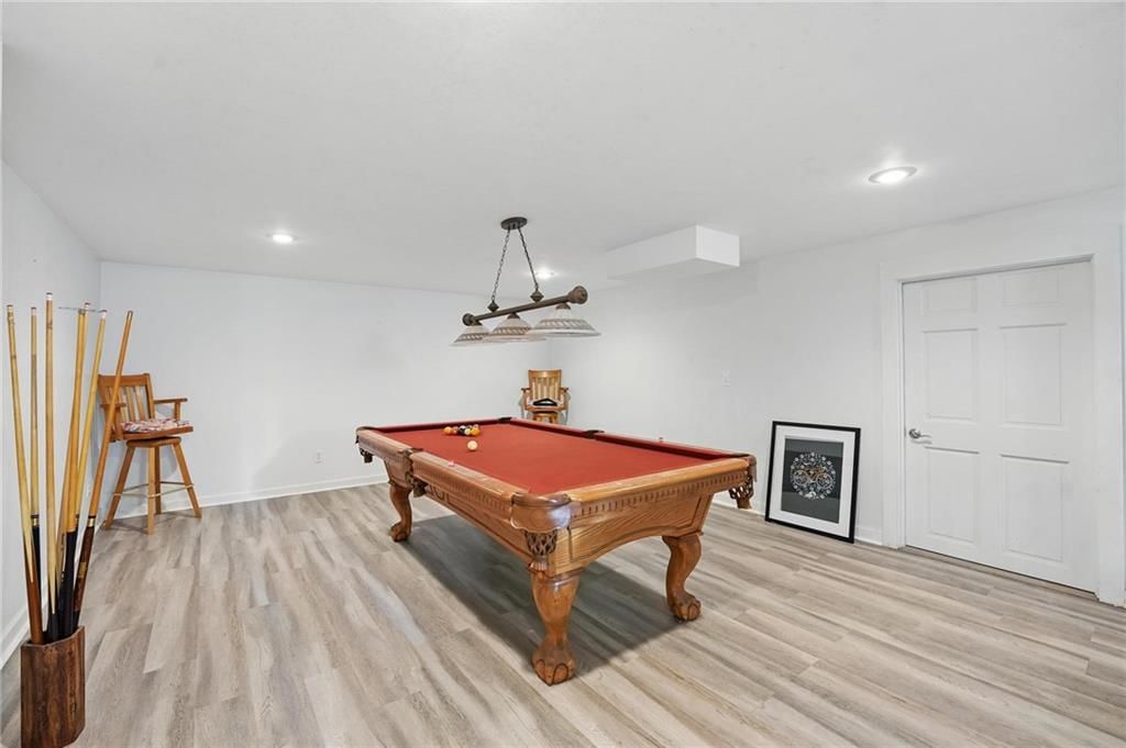 7908 Rosehill Road — photo 31